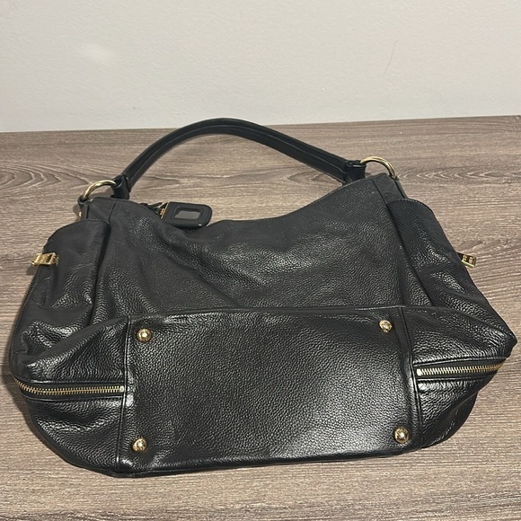 Black leather Prada Purse - Picture 3 of 15